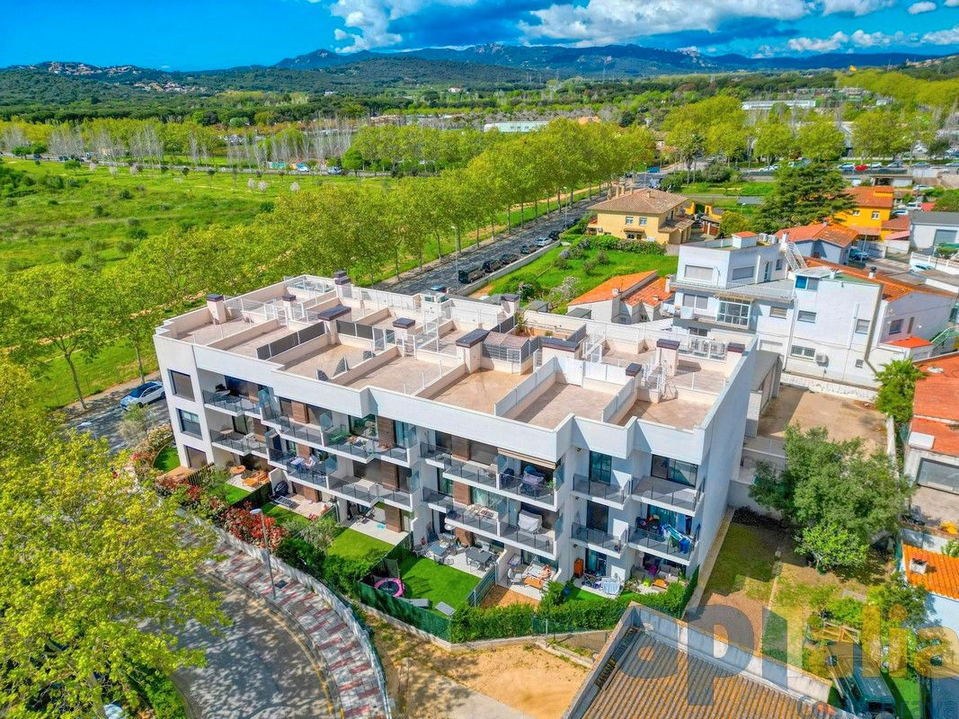 Exterior view of Attic for sale in Castell-Platja d'Aro  with Air Conditioner, Heating and Terrace