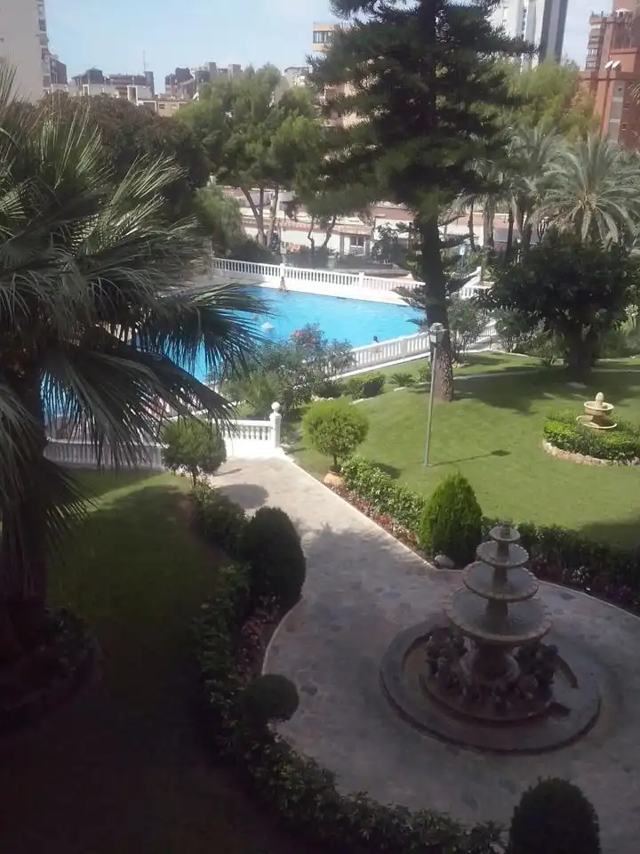 Swimming pool of Study for rent in Benidorm