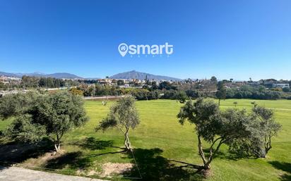 Exterior view of Flat for sale in Marbella  with Terrace and Swimming Pool