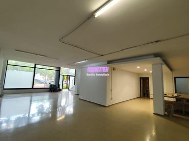 Business premises for sale in Montigalà - Sant Crist