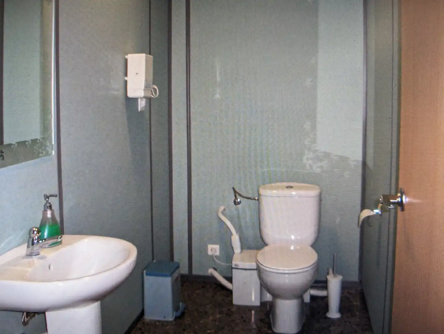 Local comercial de lloguer a Avenida Ojos Negros 41, imagen 15