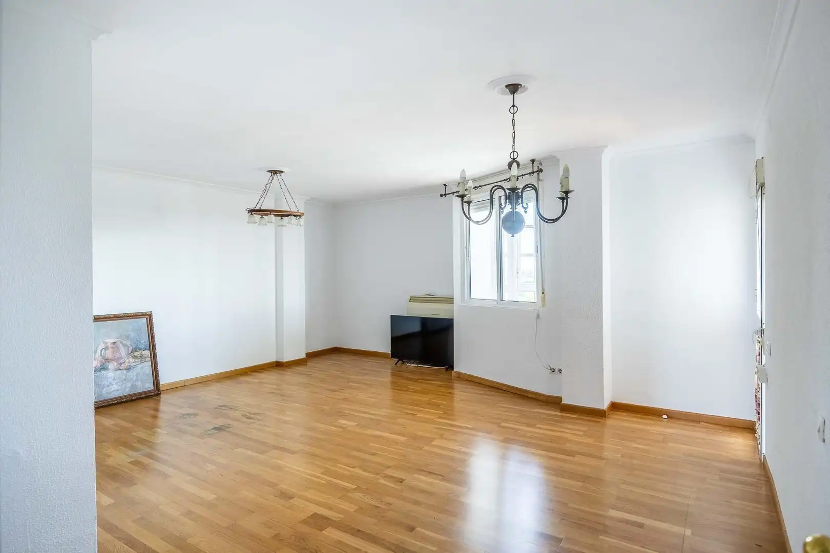 Sala de estar de Piso en venta en Sevilla con Aire acondicionado, Calefacción y Jardín privado