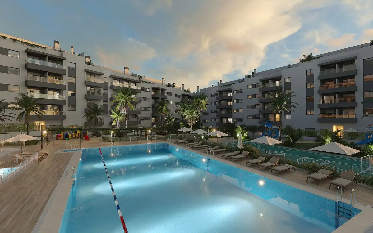 Swimming pool of Ground floor for sale in Benalmádena  with Air Conditioner, Terrace and Community pool