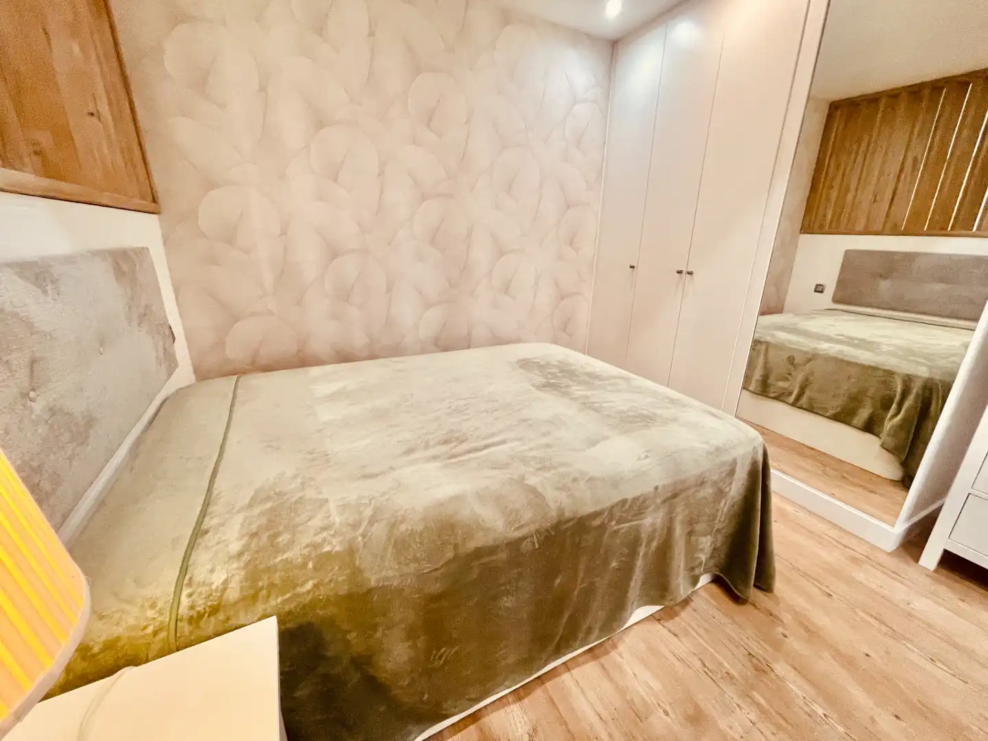 Habitación de Apartamento de alquiler en Madrid con Aire acondicionado, Calefacción y Terraza