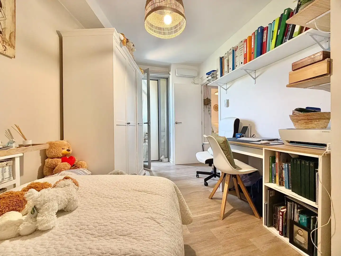 Bedroom of Flat for sale in Terrassa  with Heating, Parquet flooring and Terrace