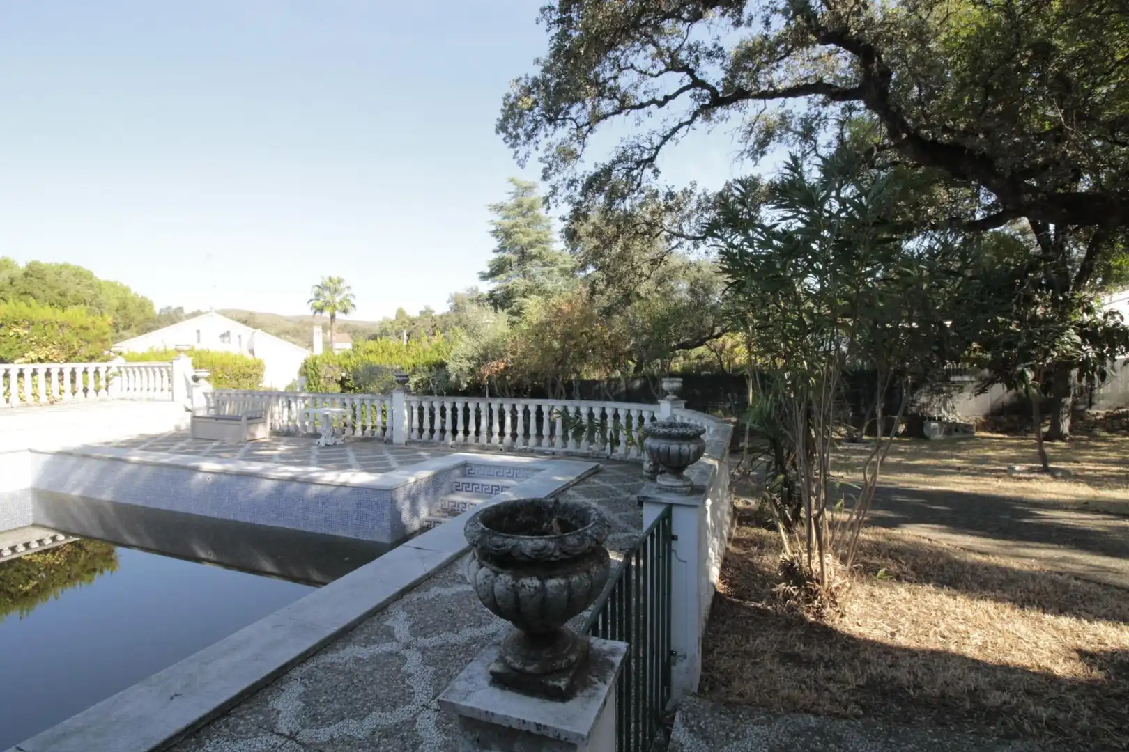 Jardín de Casa o chalet en venta en El Castillo de las Guardas con Jardín privado, Trastero y Piscina