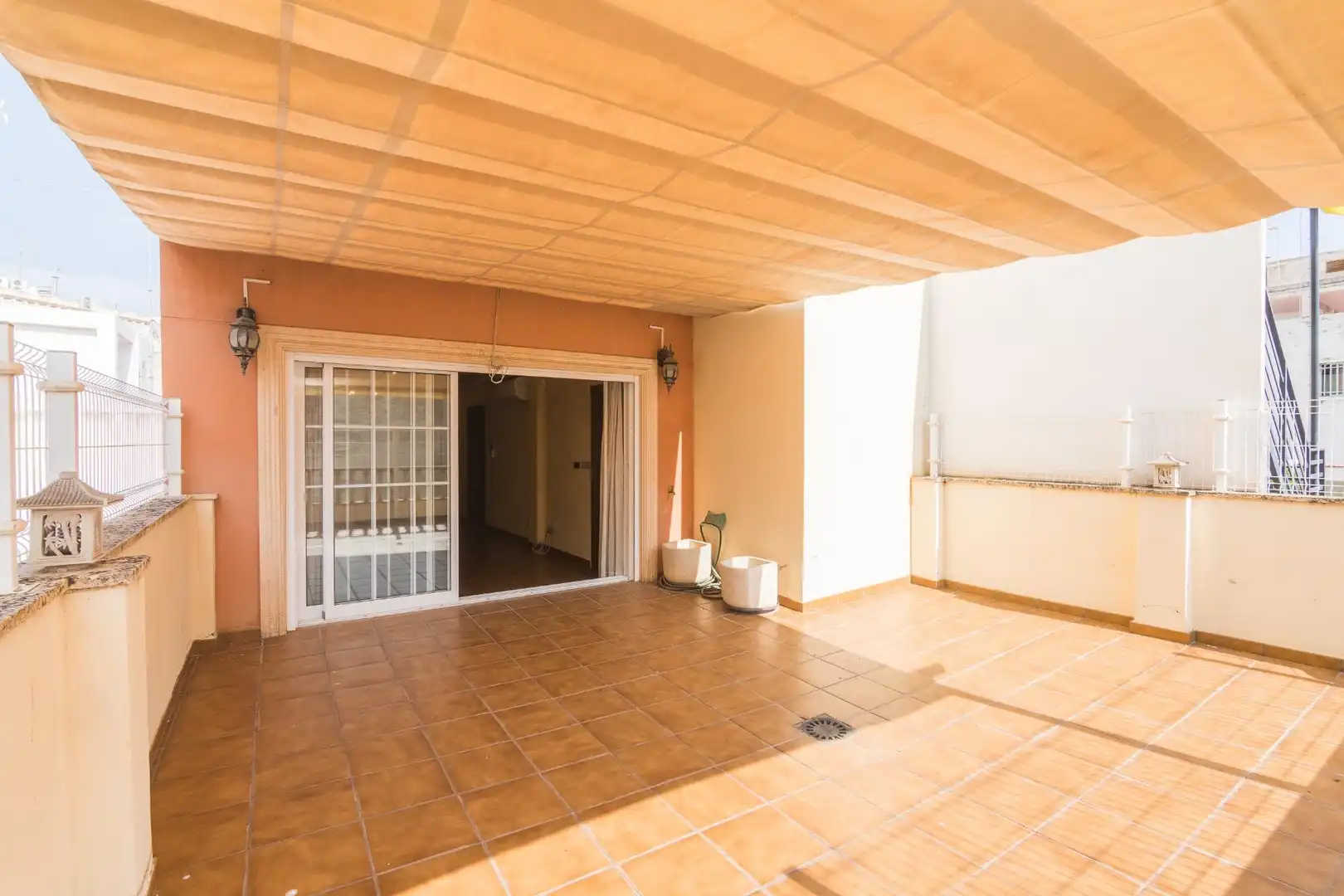 Maisonette zum Verkauf in CALDERON DE LA BARCA, 52, Pont Nou - Corazón de Jesús