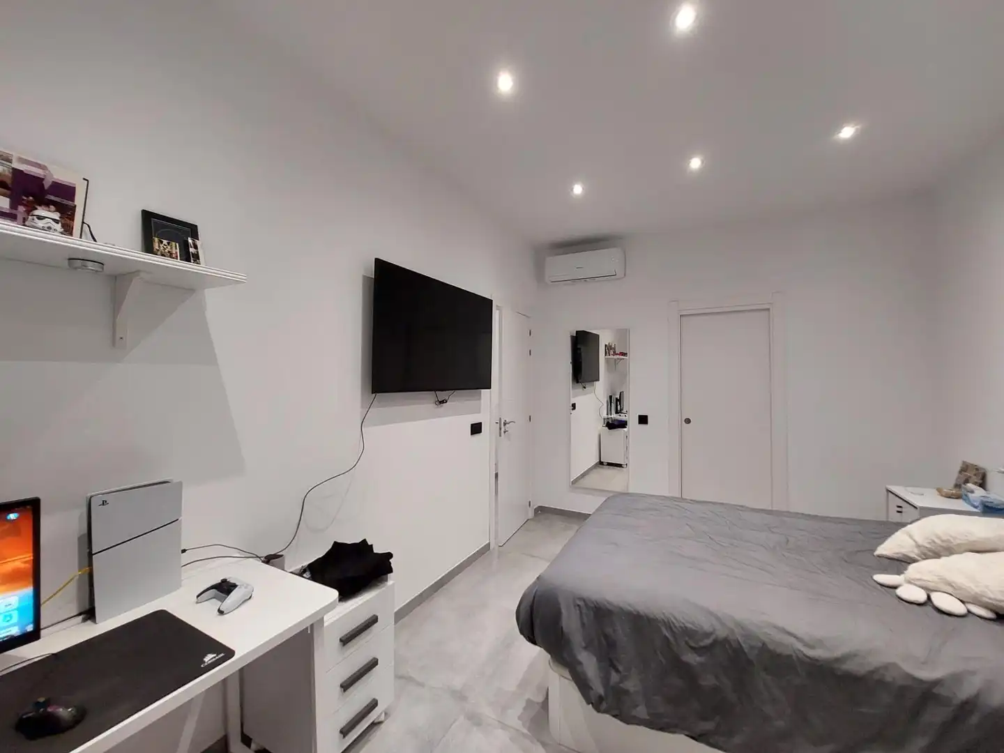 Bedroom of Detached homes for sale in Benahavís  with Air Conditioner, Heating and Private garden