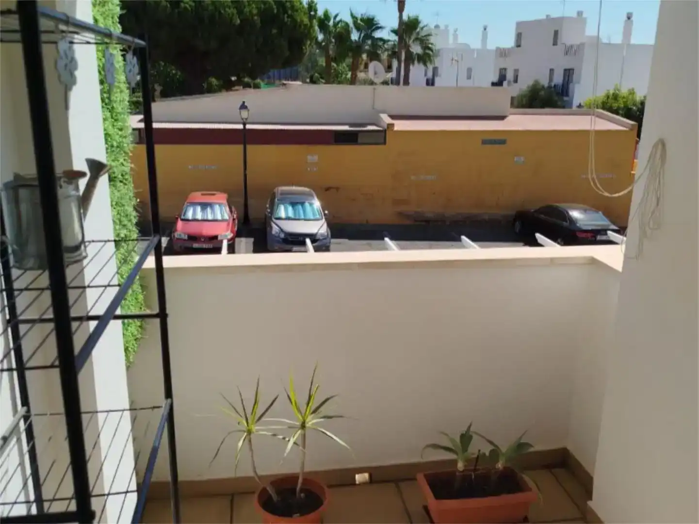 Aparcament de Casa o xalet en venda en Lepe amb Piscina i Balcó