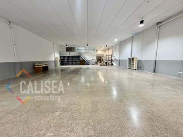 Nave industrial en alquiler en Carrer del Pare Fita 61