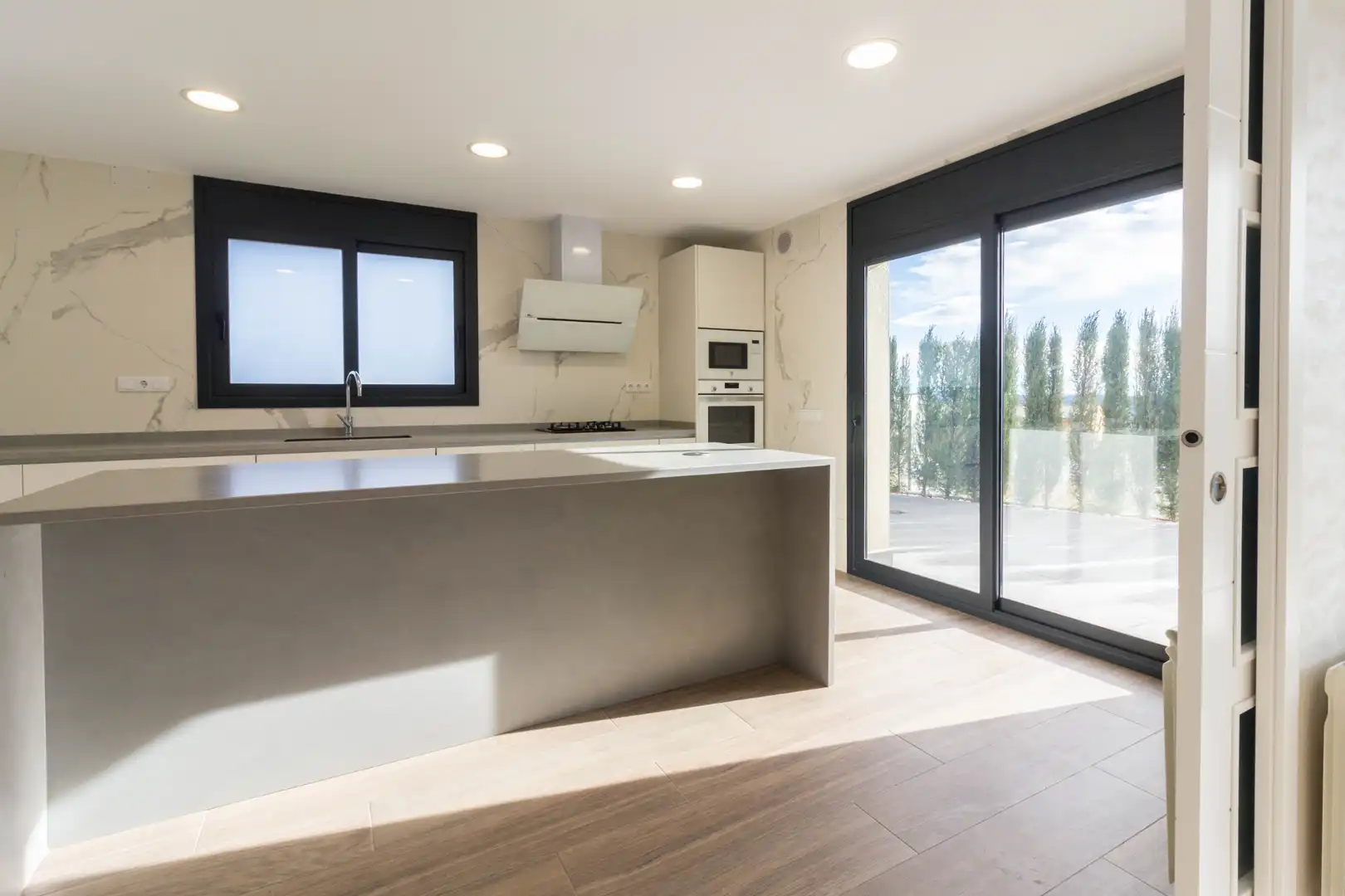 Cocina de Casa o chalet en venta en Alcover con Aire acondicionado, Calefacción y Jardín privado
