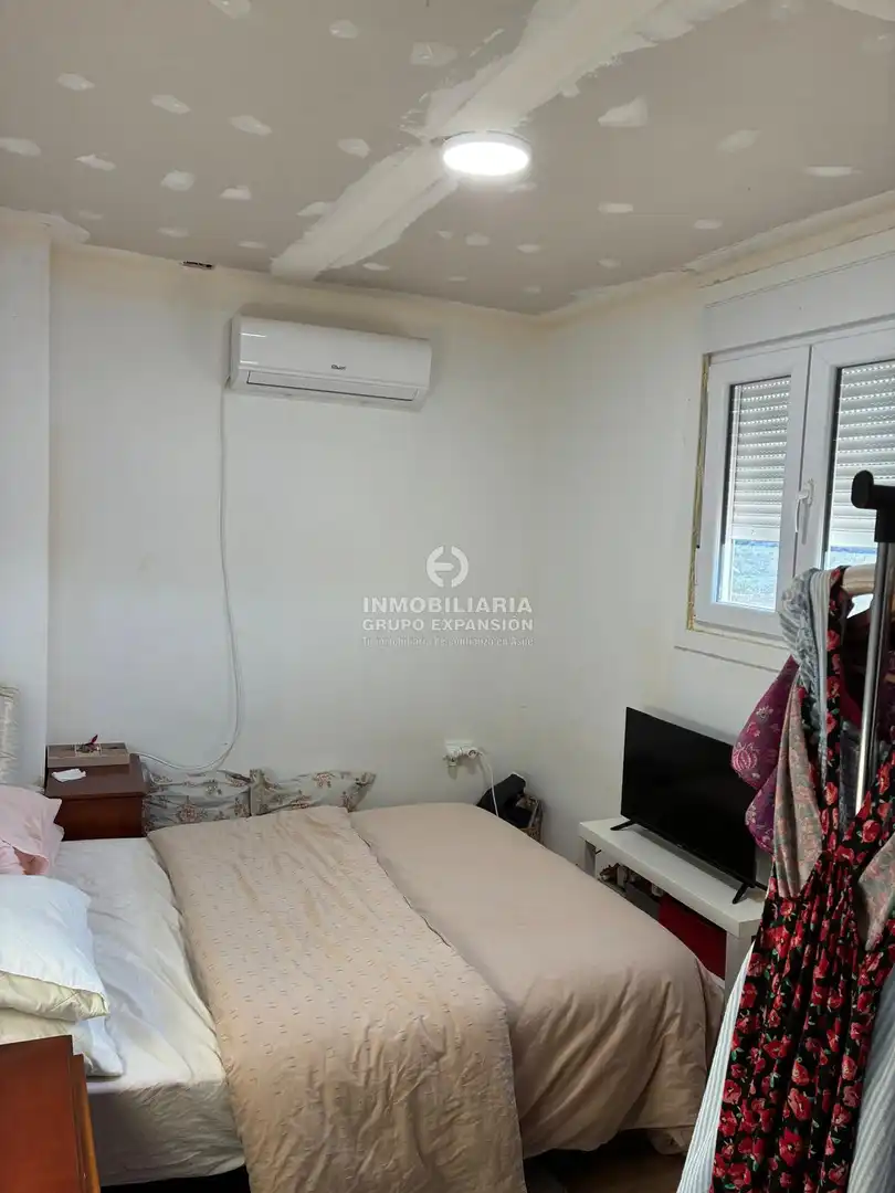 Dormitori de Casa o xalet en venda en Monóvar  / Monòver