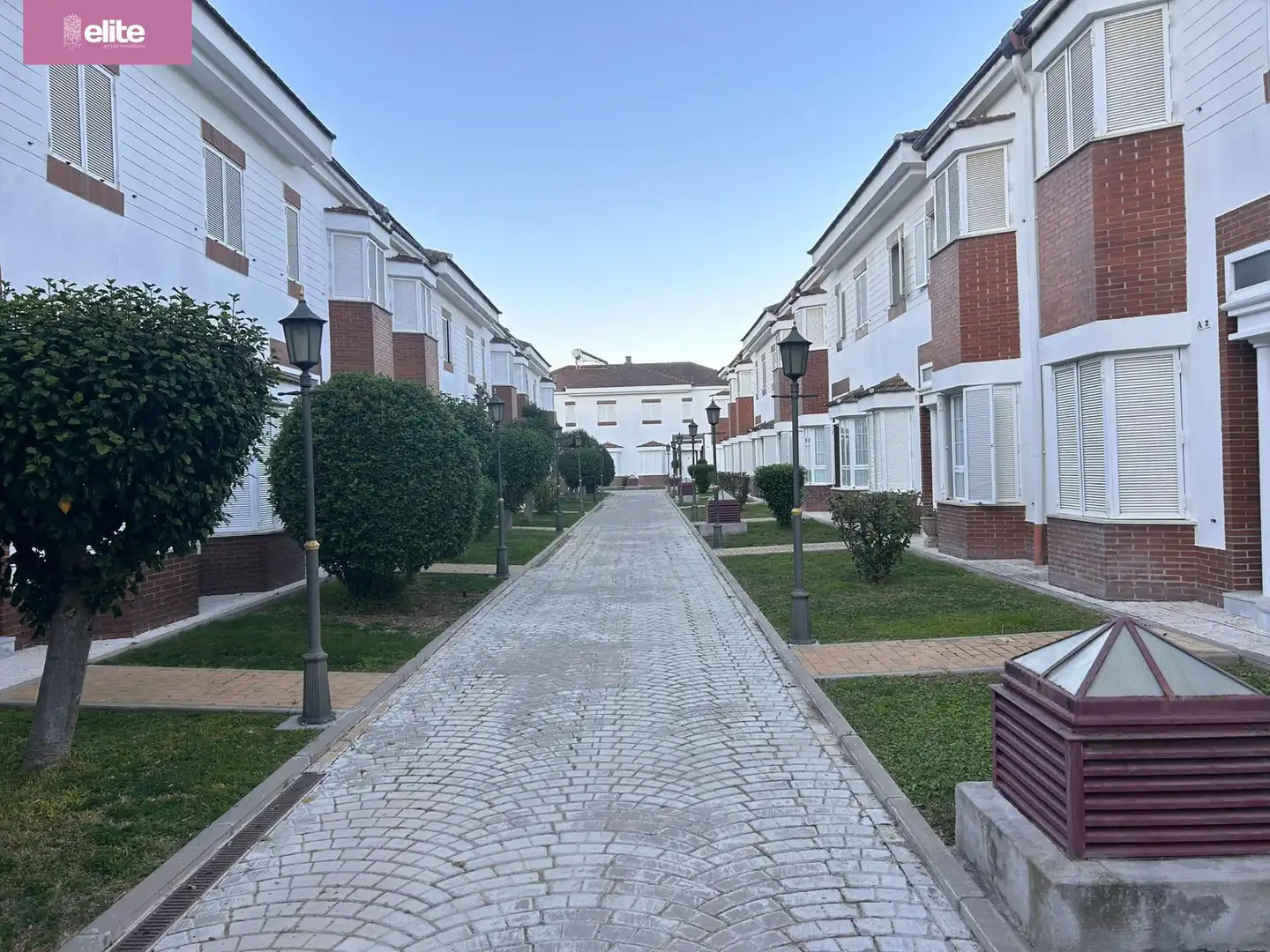 Casa a schiera in vendita a Avenida - Divina Pastora - Plaza de Toros