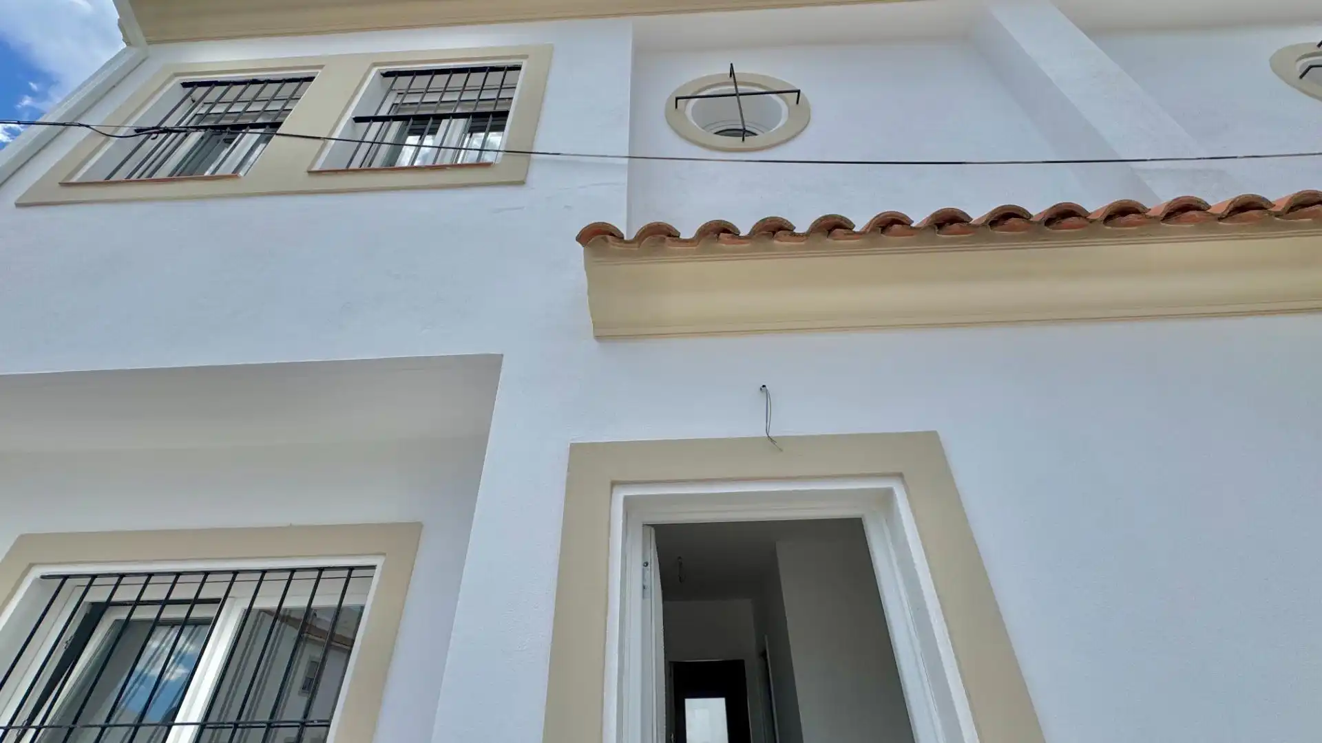 Vista exterior de Casa adosada en venta en Campillos con Jardín privado y Terraza