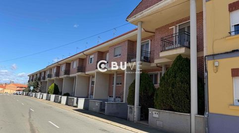 Foto 5 de Casa adosada en venta en Leon, Valencia de Don Juan, León