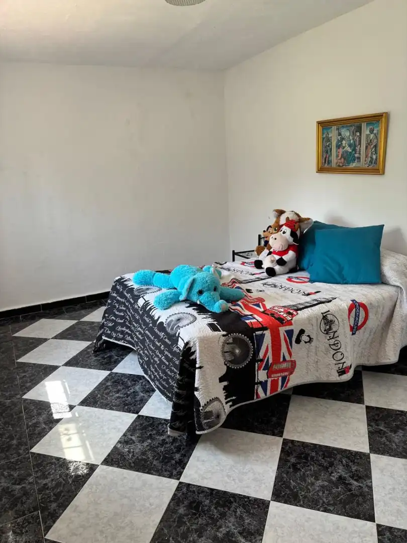 Bedroom of Houses for sale in Chiclana de la Frontera  with Air Conditioner, Terrace and Storage room