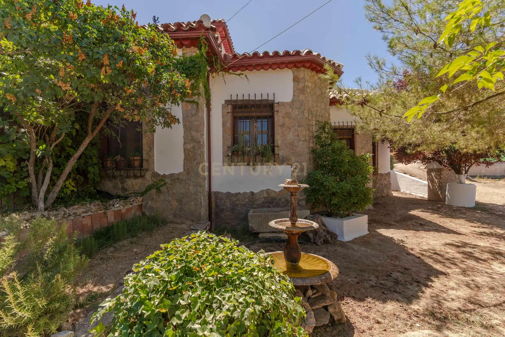 Vista exterior de Casa o chalet en venta en Huelma con Jardín privado y Sauna