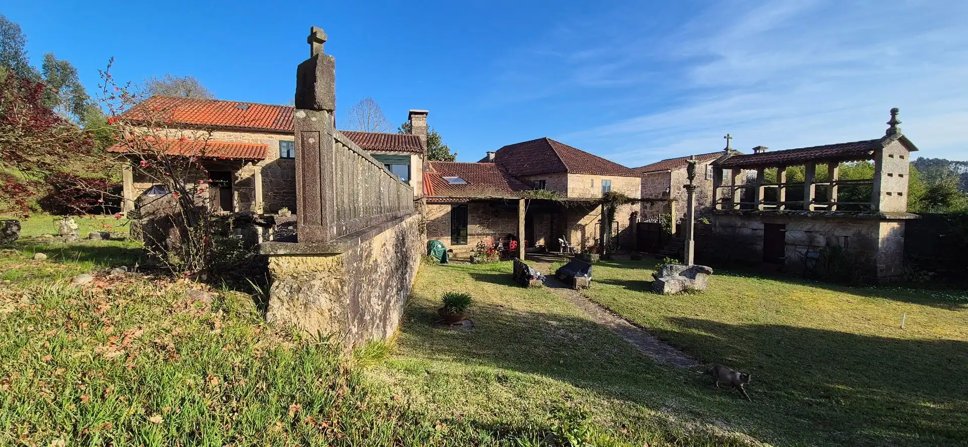Vista exterior de Casa o xalet en venda en Ames amb Calefacció, Jardí privat i Traster