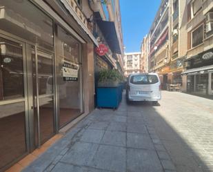 Vista exterior de Local de lloguer en Puertollano