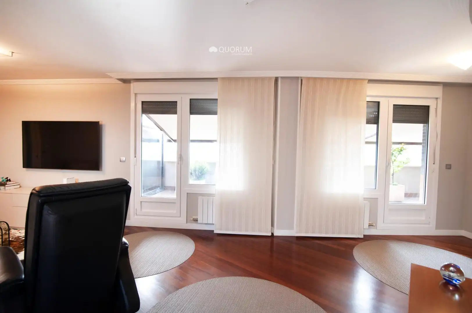 Sala de estar de Ático en venta en Ugao- Miraballes con Calefacción, Terraza y Trastero