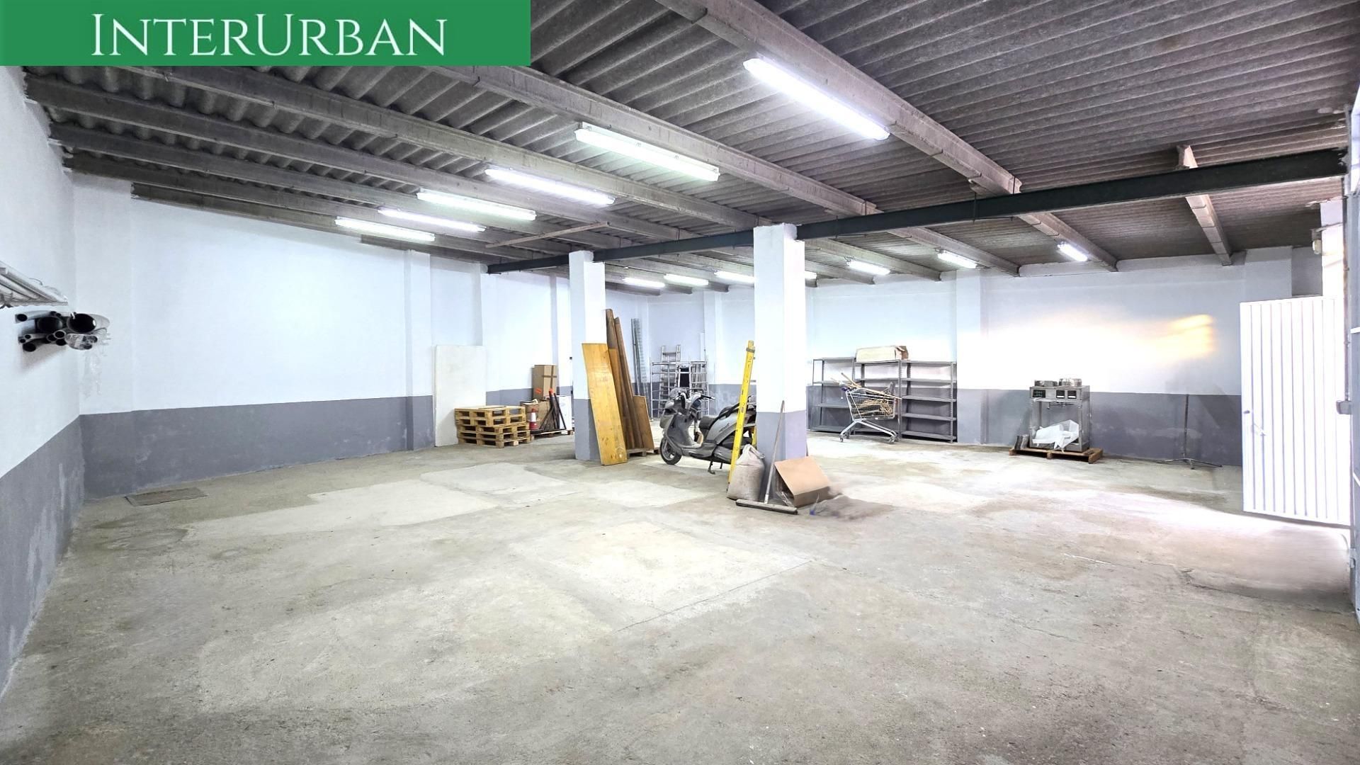 Nau industrial en venda a Parque de la Bombilla