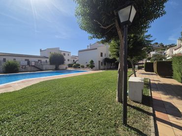 Adosado con balcón en venta en GOLETA