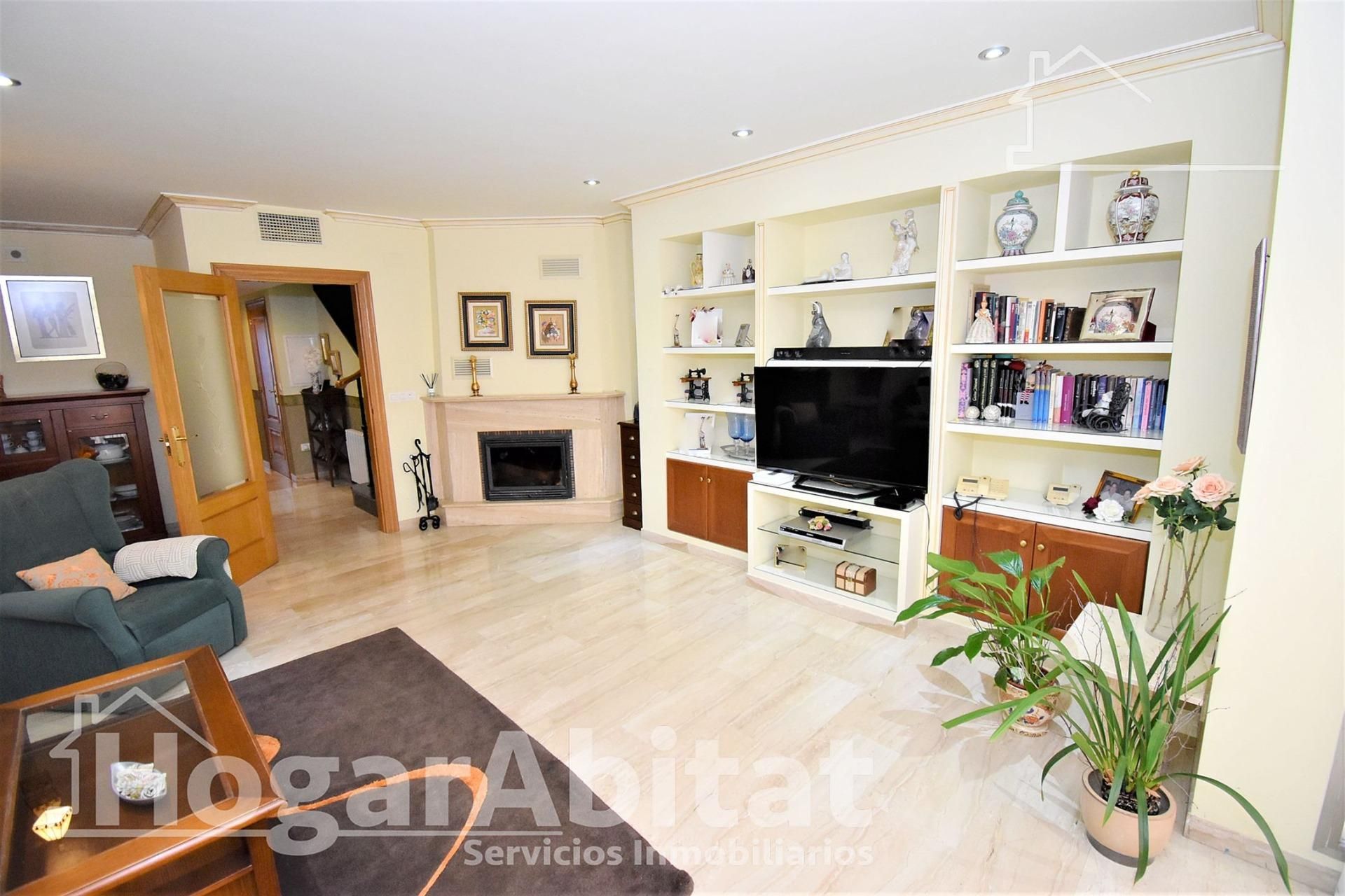 Sala d'estar de Casa o xalet en venda en Burriana / Borriana amb Aire condicionat, Calefacció i Terrassa