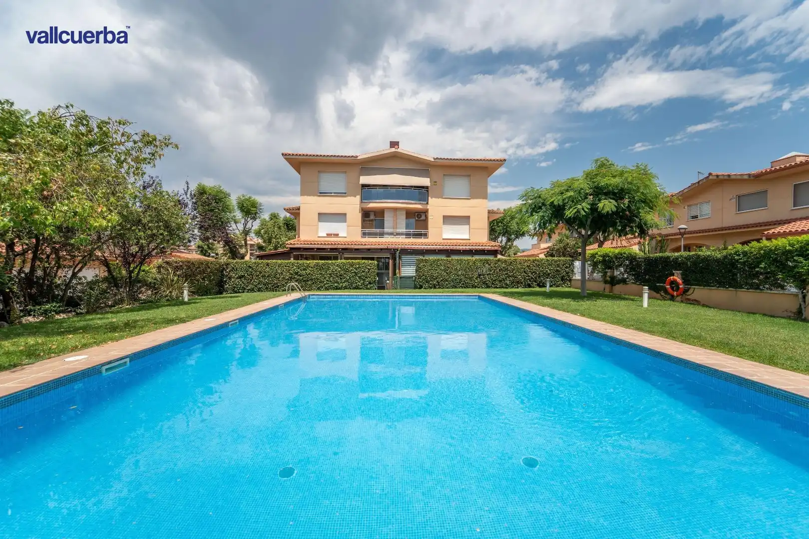 Piscina de Planta baja en venta en Vinyols i els Arcs con Aire acondicionado, Calefacción y Jardín privado
