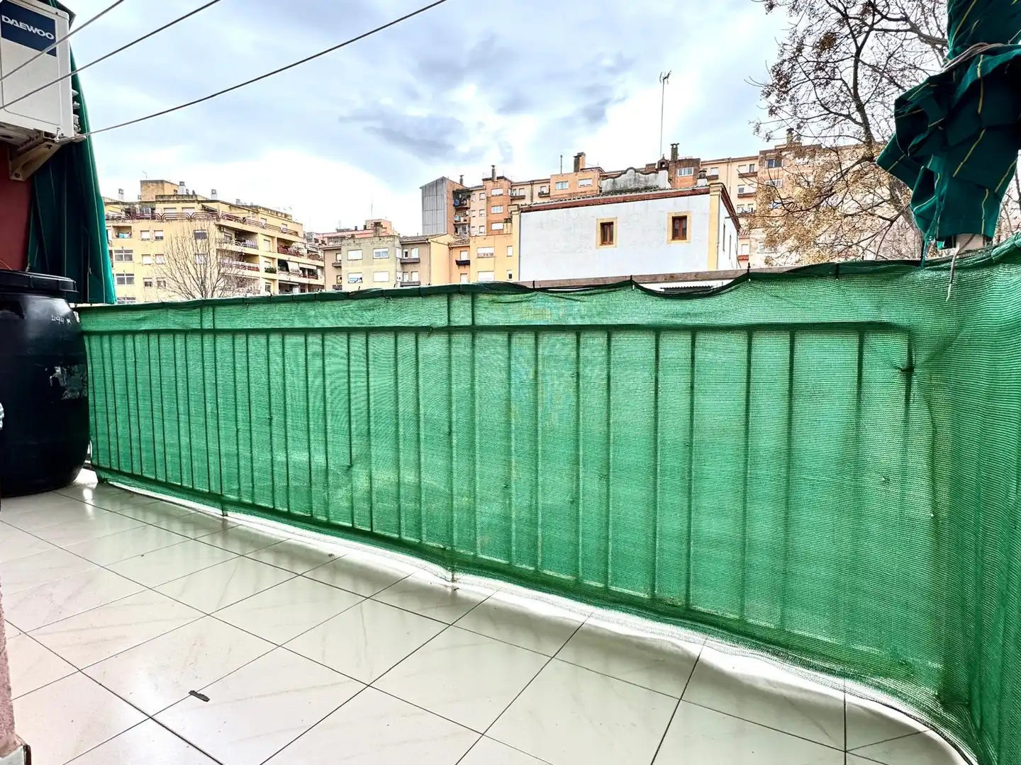 Terraza de Piso en venta en Salt con Aire acondicionado, Calefacción y Amueblado