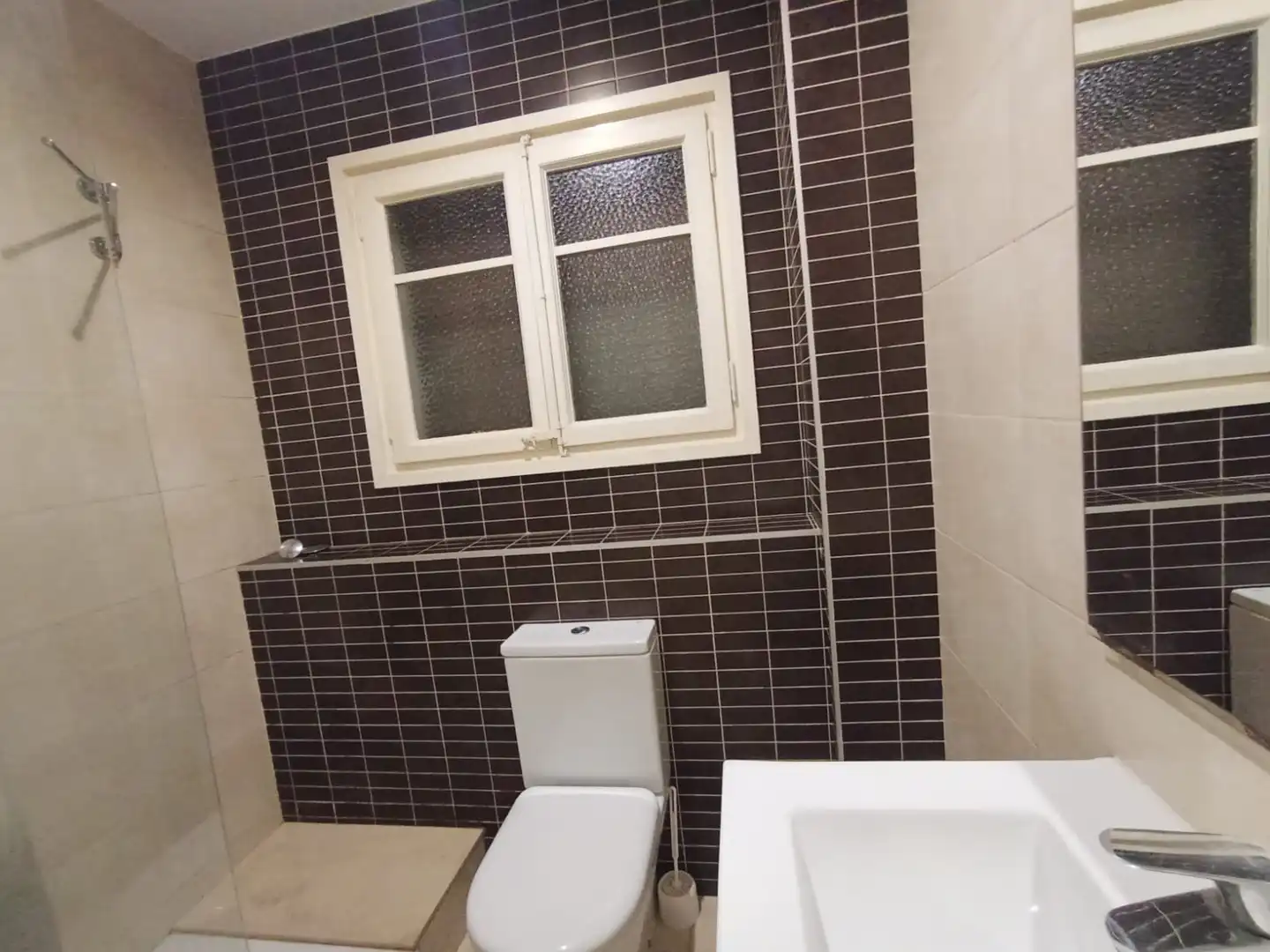 Baño de Piso en venta en Barcelona con Calefacción y Horno