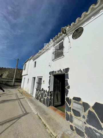 Casa-chalet en Venta en N/A en Cuevas Bajas