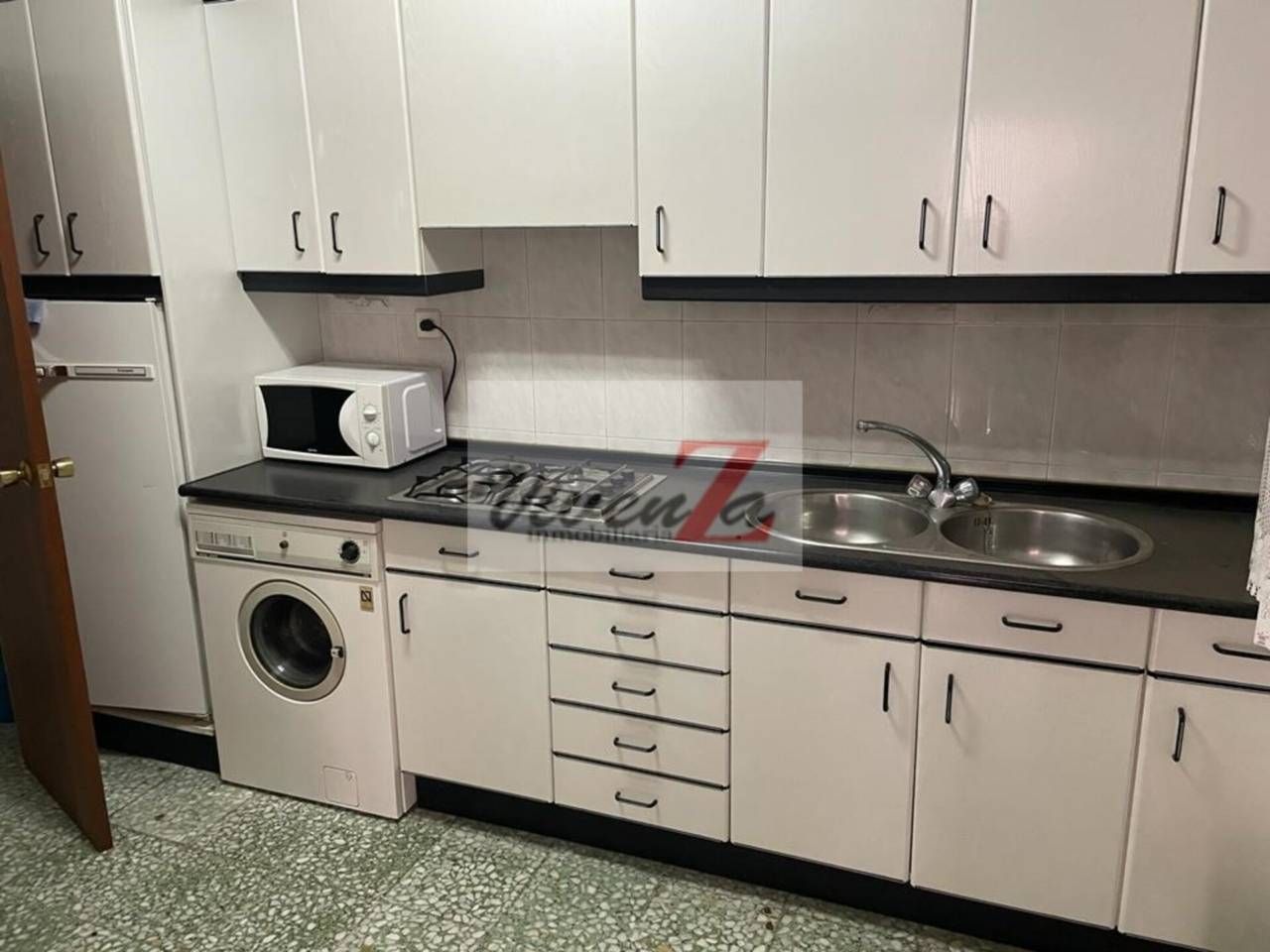 Kitchen of House or chalet for sale in Montamarta