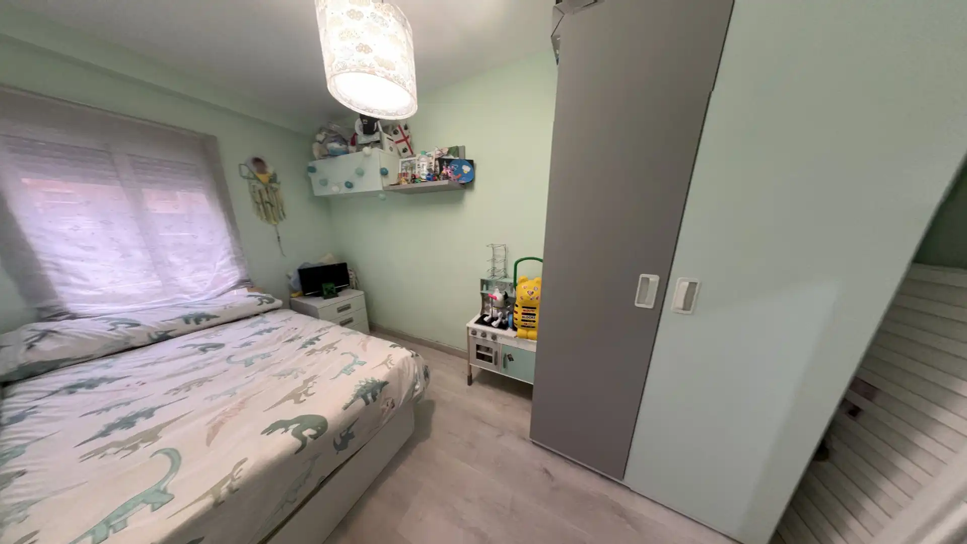 Dormitori de Pis en venda en Alicante / Alacant amb Aire condicionat, Parquet i Moblat