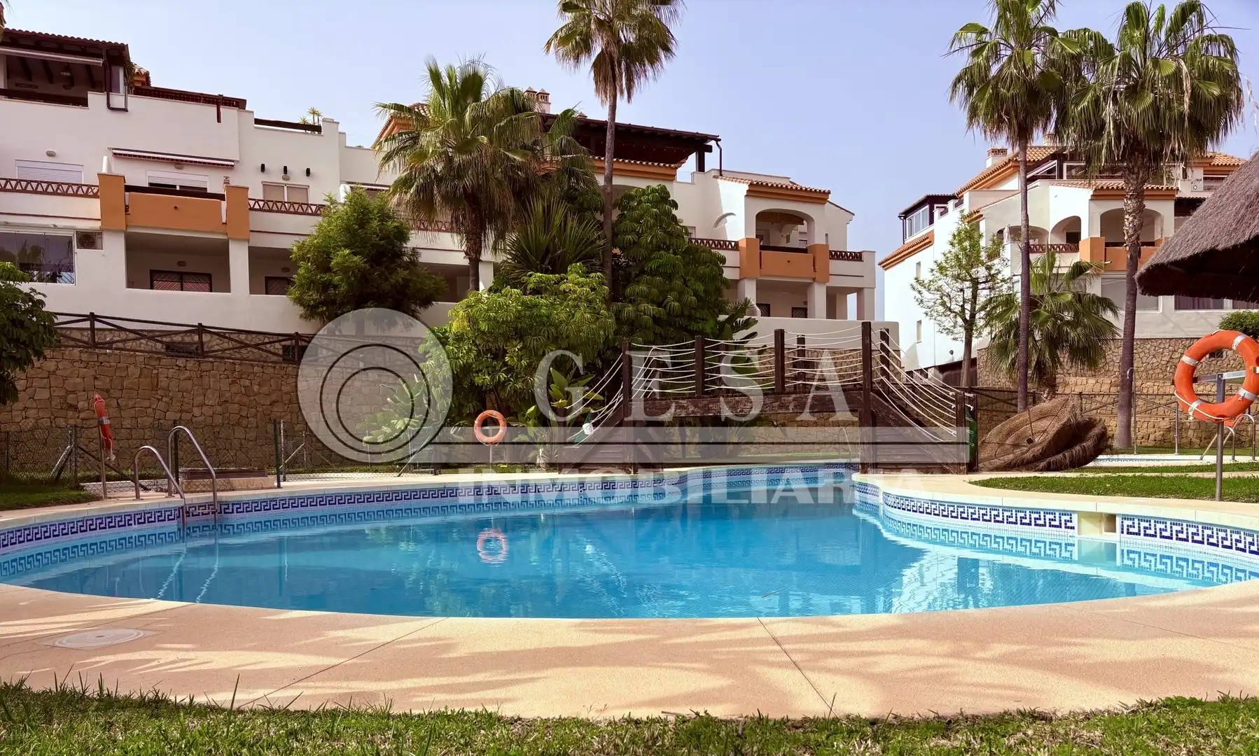 Vista exterior de Pis en venda en Vélez-Málaga amb Aire condicionat, Calefacció i Terrassa