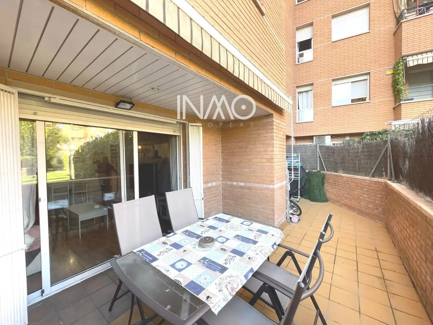 Vista exterior de Pis en venda en Rubí amb Aire condicionat, Calefacció i Terrassa