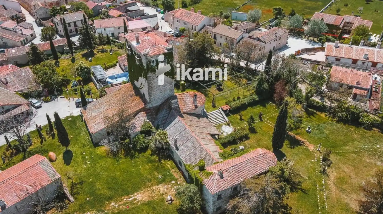 Land for sale in Valdeprados