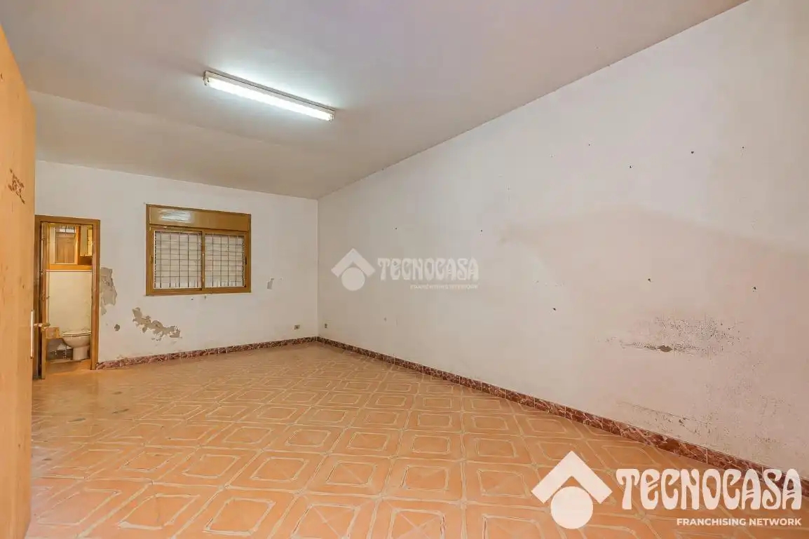 Local comercial en venda a Centre, imagen 9
