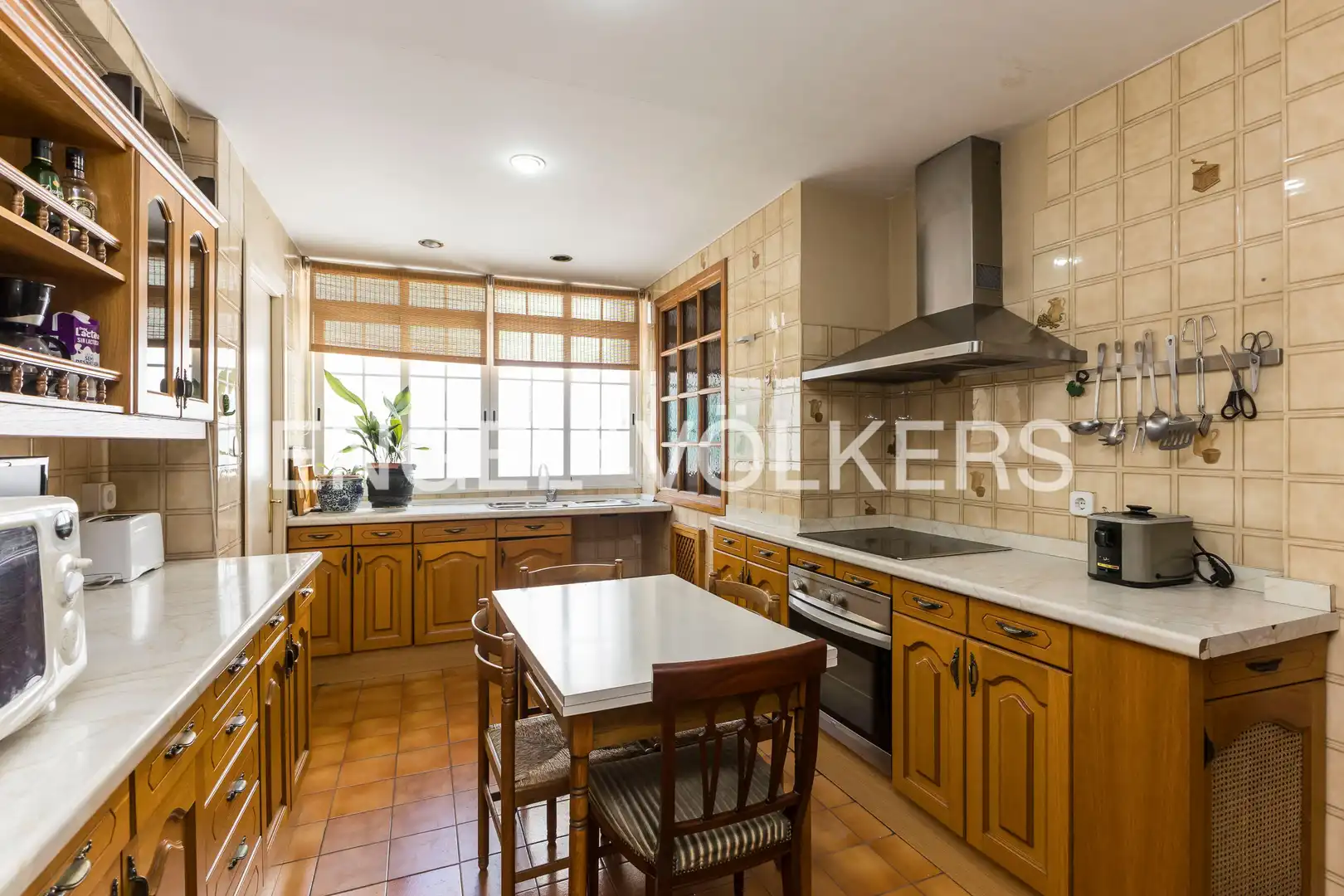 Cocina de Piso en venta en Madrid con Calefacción y Balcón