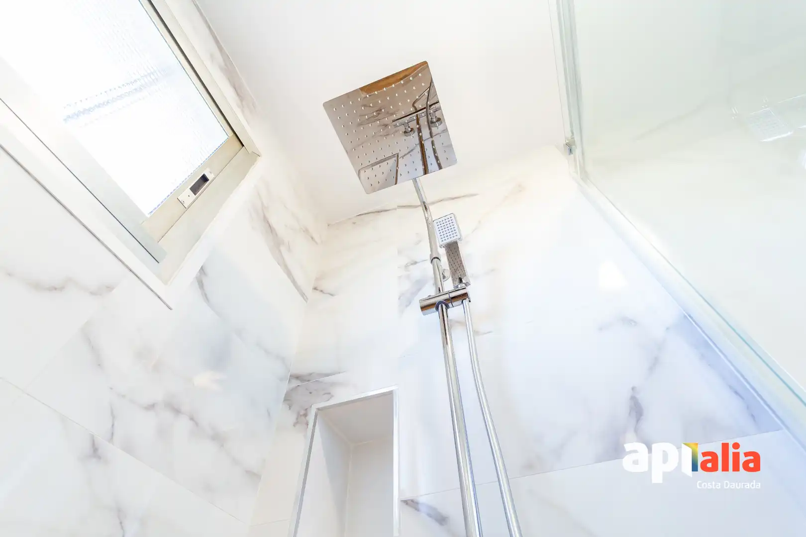 Badezimmer von Wohnung zum Verkauf in Vila-seca mit Klimaanlage, Heizung und Gemeinschaftspool