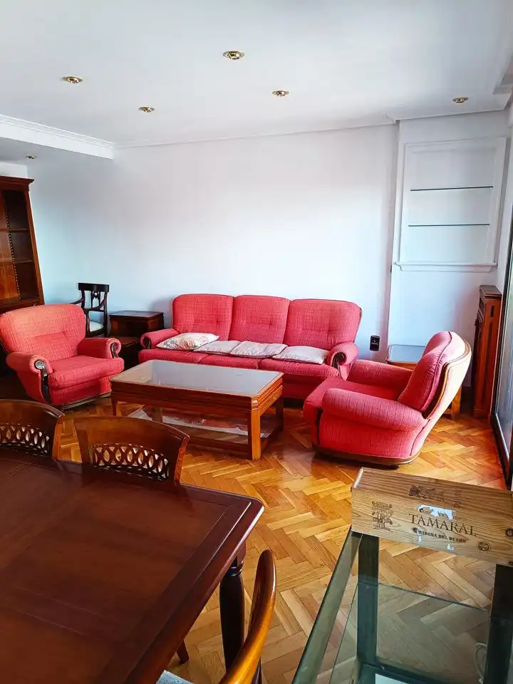 Living room of Flat for sale in Zaragoza  with Air Conditioner, Heating and Parquet flooring