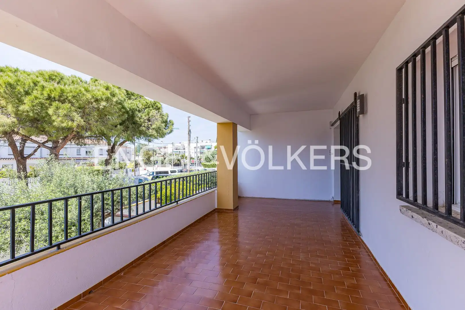 Terrassa de Casa adosada en venda en Cubelles amb Aire condicionat, Calefacció i Jardí privat