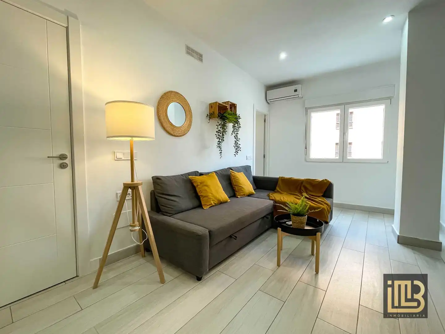 Sala de estar de Piso en venta en Málaga con Aire acondicionado, Microondas y TV