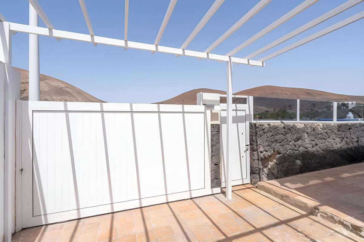 Terrace of Duplex for sale in San Bartolomé  with Storage room, Swimming Pool and Furnished