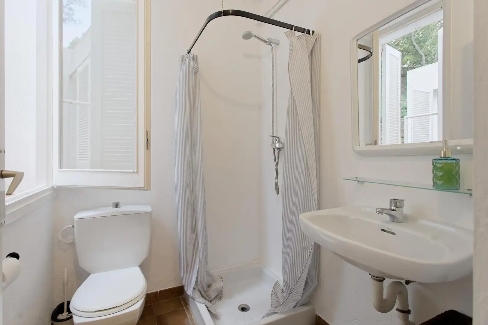 Bathroom of Houses for sale in Blanes