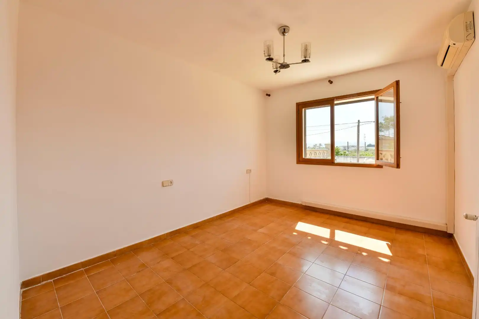 Habitación de Casa o chalet en venta en Marratxí con Aire acondicionado, Calefacción y Jardín privado