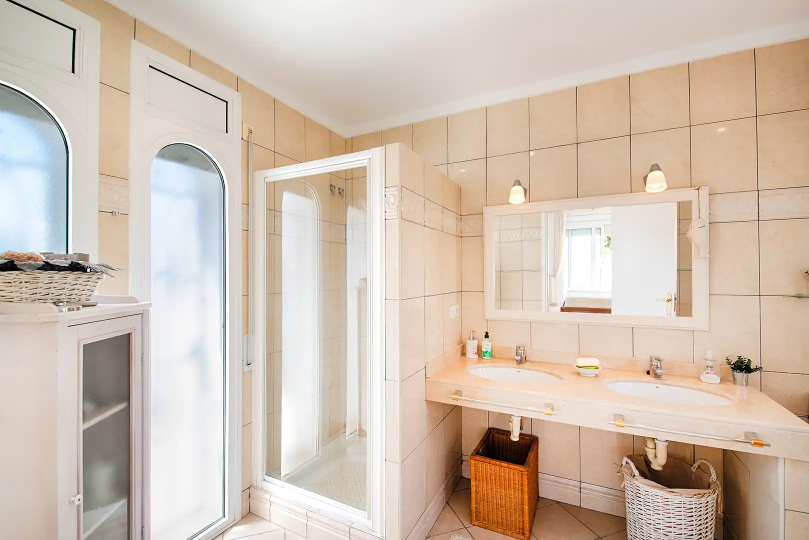 Casa con piscina en venta en Peni, imagen 26