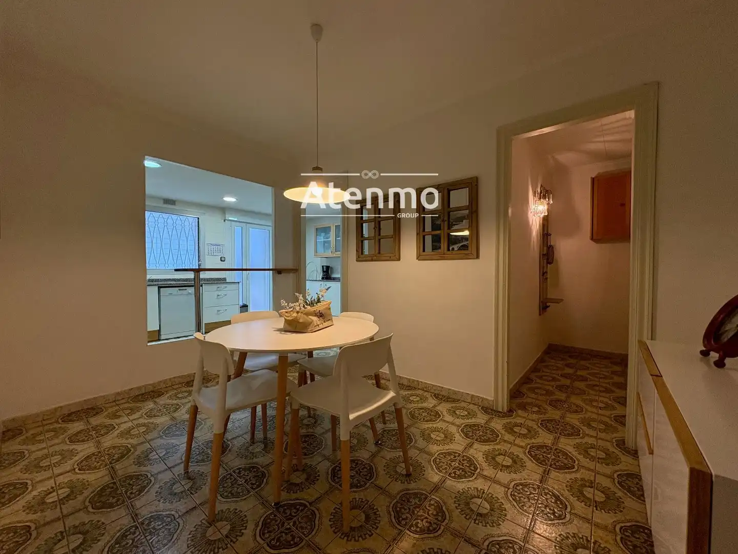 Comedor de Piso en venta en Barcelona con Calefacción, Jardín privado y Terraza