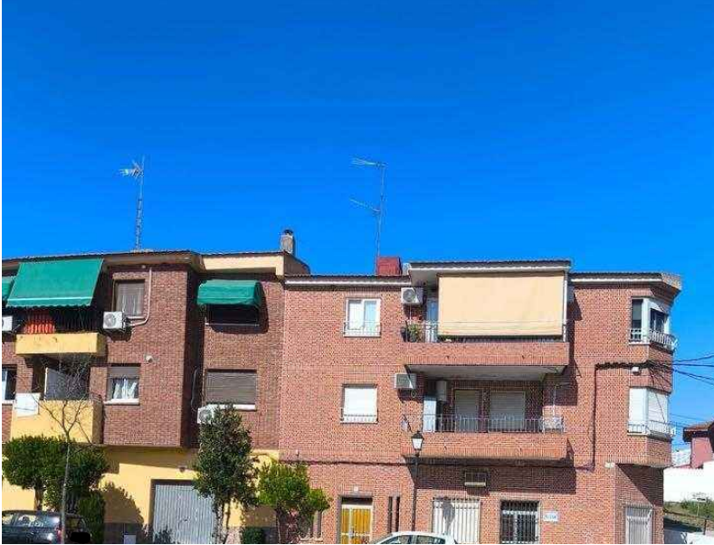 Vista exterior de Casa o chalet en venta en Cazalegas