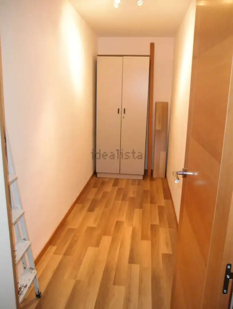 Dormitori de Pis en venda en Mieres (Asturias) amb Calefacció, Parquet i Traster