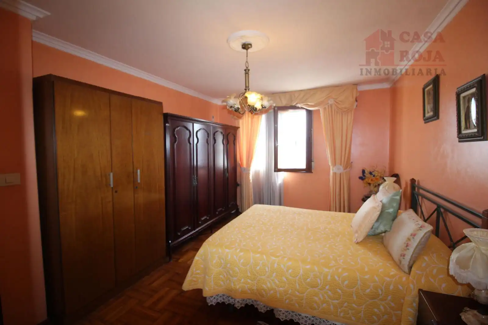 Dormitori de Casa o xalet en venda en Moaña amb Calefacció, Terrassa i Traster